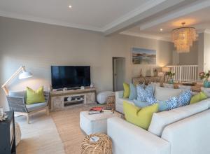 Foto da galeria de Bentley's Guesthouse em Bloubergstrand