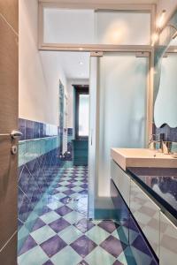 Ванная комната в Vanchiglietta Colourful Apartment