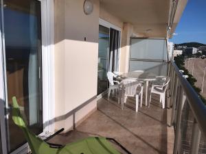A balcony or terrace at President A-9