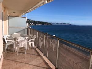 A balcony or terrace at President A-9