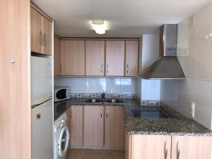A kitchen or kitchenette at President A-9