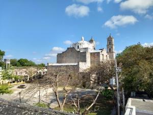 Foto da galeria de Hotel Catedral Valladolid Yucatan em Valladolid