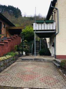 Das Gebäude in dem sich die Ferienwohnung befindet
