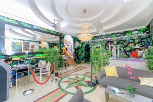 Posezení v ubytování South Beach Rooms and Hostel