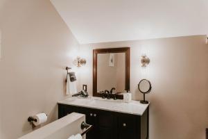 Georges on York B&B tesisinde bir banyo