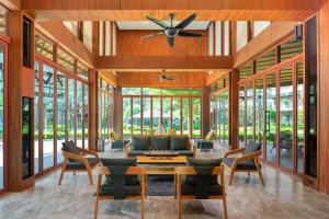 Fotografie z fotogalerie ubytování La Isla Pranburi Beach Resort v destinaci Sam Roi Yot