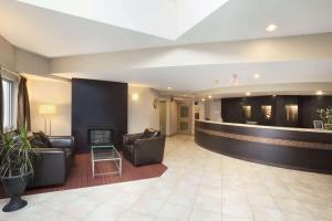 Super 8 by Wyndham West Kelowna BC