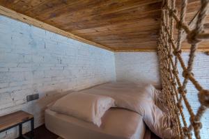 Letto o letti in una camera di Autumn Inn