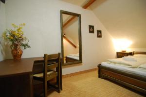 Ein Bett oder Betten in einem Zimmer der Unterkunft Hotel 3 Gemsen