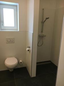 Koupelna v ubytování B&B Boerderij De Vaete - Duurzaam genieten in de zak van Zuid-Beveland + 24 fotografií