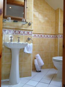 Un baño de Copper Kettle B&B