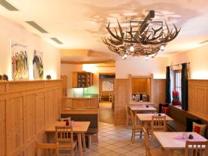 Ресторан / й інші заклади харчування у Hotel Garni Frommes