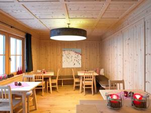 Зона вітальні в Hotel Garni Frommes