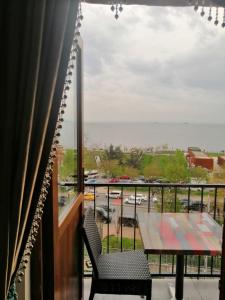 A balcony or terrace at Seahouse Suites