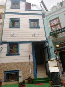 The building in which a szállodákat is located