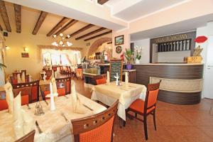 En restaurang eller annat matställe på Hotel Villa Toscana
