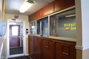 Gallery image of Budget Inn Ontario in Ontario Center