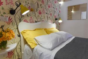 Postel nebo postele na pokoji v ubytování Casa Mida - Guest House