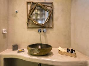 Zdjęcie z galerii obiektu Emerald Collection Suites w mieście Karterados