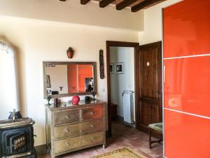 Majoituspaikan UMBRIA, "Casa Sagrantina" con PISCINA e pergolato keittiö tai keittotila