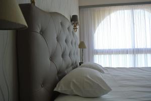 Afbeelding uit fotogalerij van Hôtel Primavera in Saint-Palais-sur-Mer +67 foto's