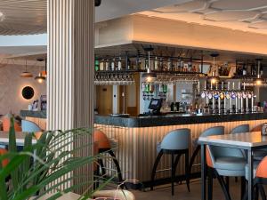 Saló o bar de Bayview Hotel