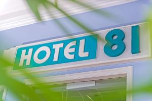 Ein Zertifikat, Auszeichnung, Logo oder anderes Dokument, das in der Unterkunft Hotel 81 Cosy ausgestellt ist