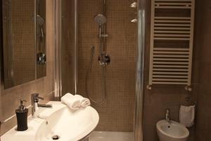 A bathroom at Le Cupoline
