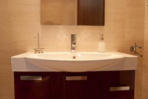 A bathroom at Le Cupoline