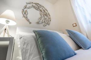 Postel nebo postele na pokoji v ubytování Lemar Luxury Apartments