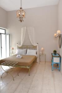 Imagen de la galería de Oisyra Hotel, en Ermoupoli