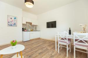 Kuchyň nebo kuchyňský kout v ubytování Holiday Apartments Dubrovnik