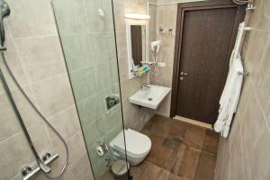 Koupelna v ubytování Sky Inn Batumi