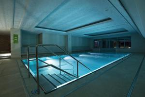 Piscina di Harmony Hotel o nelle vicinanze