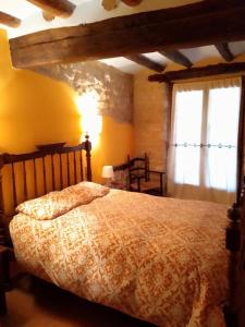 A bed or beds in a room at CASA VICENT
