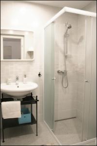 Koupelna v ubytování Casa Vacanze Enjoy Pirano + 36 fotografií