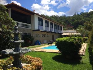 Galería fotográfica de Bela e Aconchegante Casa em Itaipava en Petrópolis