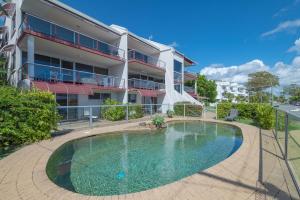 Πισίνα στο ή κοντά στο Anchorage - Riverfront Luxury on Gympie Terrace