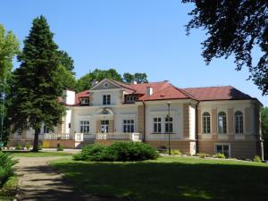 The building in which a szállodákat is located