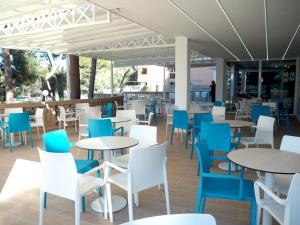 Reštaurácia alebo iné gastronomické zariadenie v ubytovaní BLUESEA Costa Verde