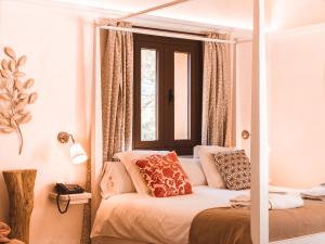 Un ou plusieurs lits dans un hébergement de l'établissement Hotel Finca Ca N'ai - Adults Only