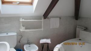 Łazienka w obiekcie Hotel Playa Samil Vigo