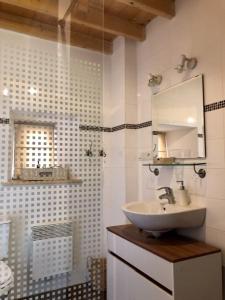 Phòng tắm tại Ferme de Riou