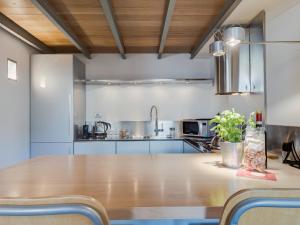 Kuchyňa alebo kuchynka v ubytovaní Loft in Trastevere