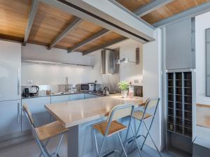 Kuchyňa alebo kuchynka v ubytovaní Loft in Trastevere
