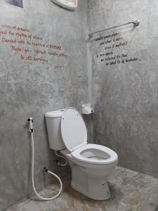 Koupelna v ubytování Baan Rabiangdao UthaiThani