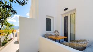 Balkon lub taras w obiekcie Emerald Collection Suites