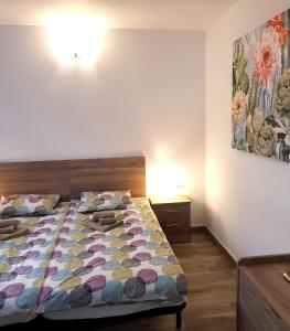 Posteľ alebo postele v izbe v ubytovaní Luxury 2 bedroom APT 2 min from beach