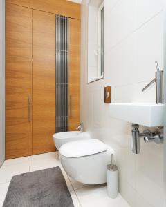 Um banheiro em Designer Vinohrady Apartments