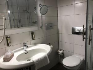 Koupelna v ubytování Hotel Engel